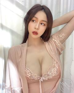 火辣甜心「Lena 莉娜」两颗 喜羊羊美羊羊懒羊羊沸羊羊 jpg-mini-1 海角社区