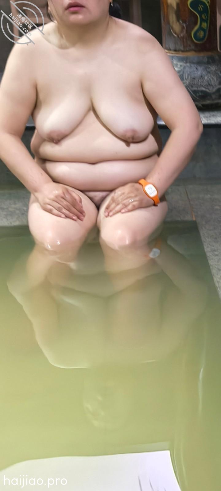 巨乳骚逼洗澡合集！ 海角_12978331 jpg-49 海角社区